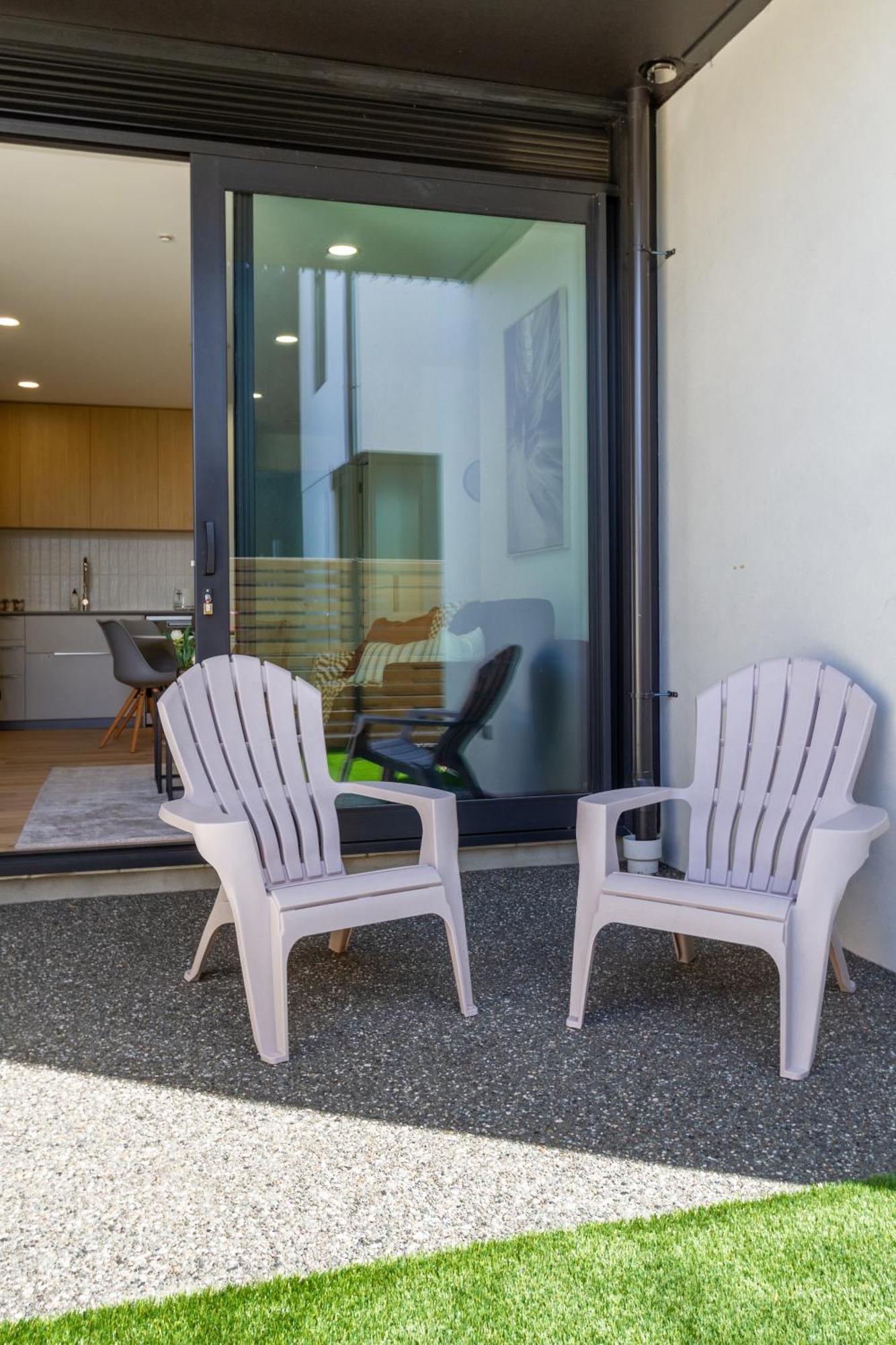 Unbeatable Central City Location 2 Bed Single Lvl Christchurch Kültér fotó