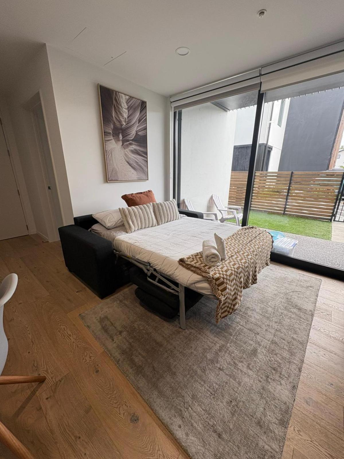 Unbeatable Central City Location 2 Bed Single Lvl Christchurch Kültér fotó